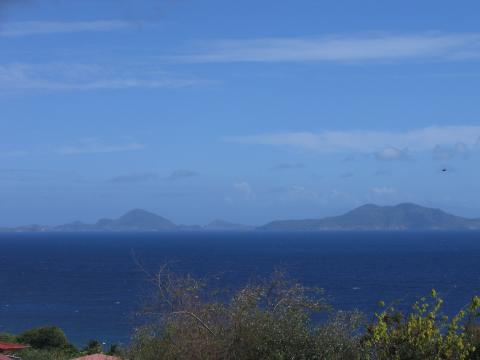 Les Saintes vu de la pointe de Trois Rivires.