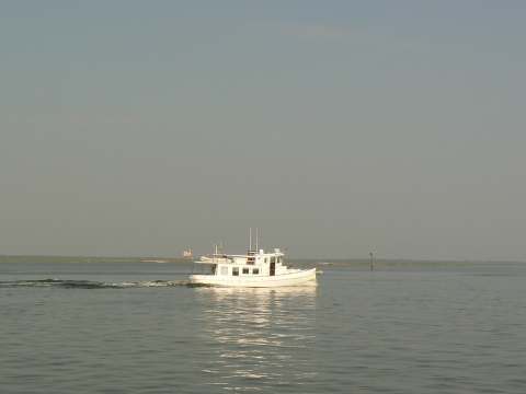 Le genre de bateau de plaisance que l'on rencontre souvent sur le Waterway.