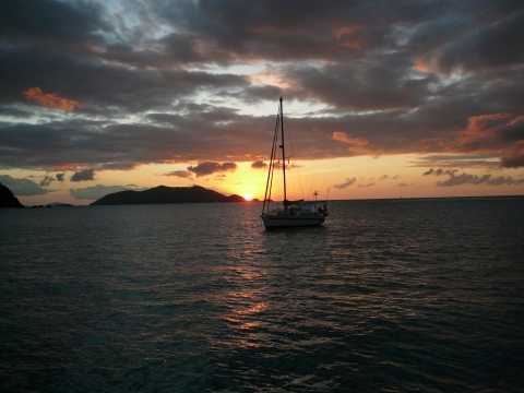 Jost Van Dyke au couchant vu de Brewers bay.